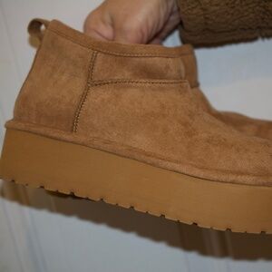 MADDEN GIRL Sz 8 Light Brown/Textile Upper/Faux Fur Lined Embracce Platform Boot